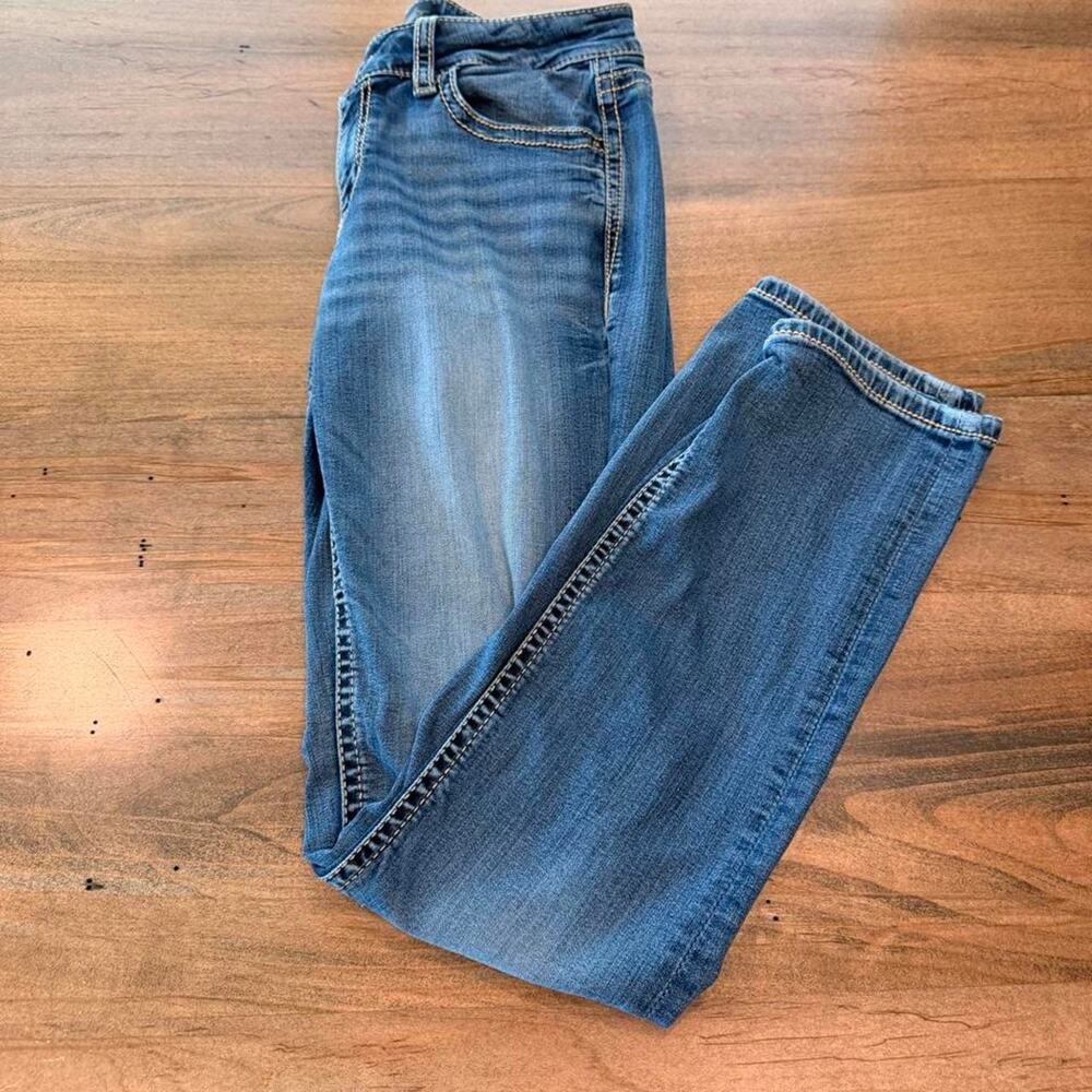Daytrip Virgo Straight Medium Wash Denim Stretch Comfort Jeans Size 28R